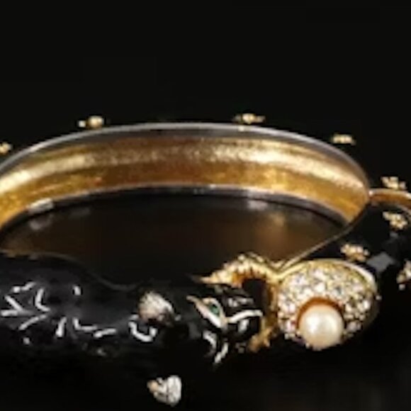 ICONIC Kenneth J Lane GOLD BLACK ENAMEL Panthère Bracelet / CUFF | Panther CUFF - Picture 2 of 11